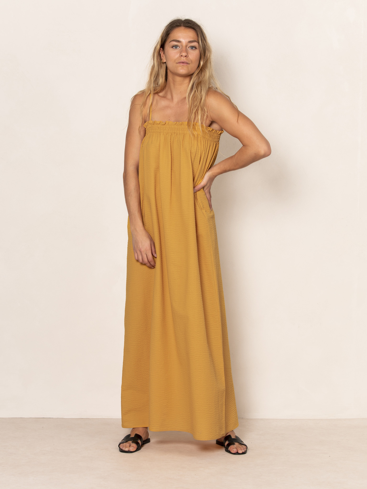 Les Soeurs Maxi jurk Bobbi Oker Les Soeurs