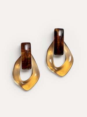 Earrings set Mya. Add a stylish touch to your summer look with these beautiful resin earrings. These earrings offer a uni...