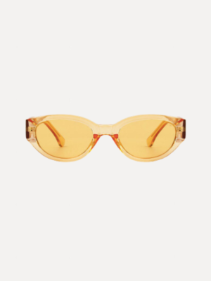 Sunglasses Winnie. Winnie is the hottest look of this season. These narrow glasses with a strong frame gives a trendy and...