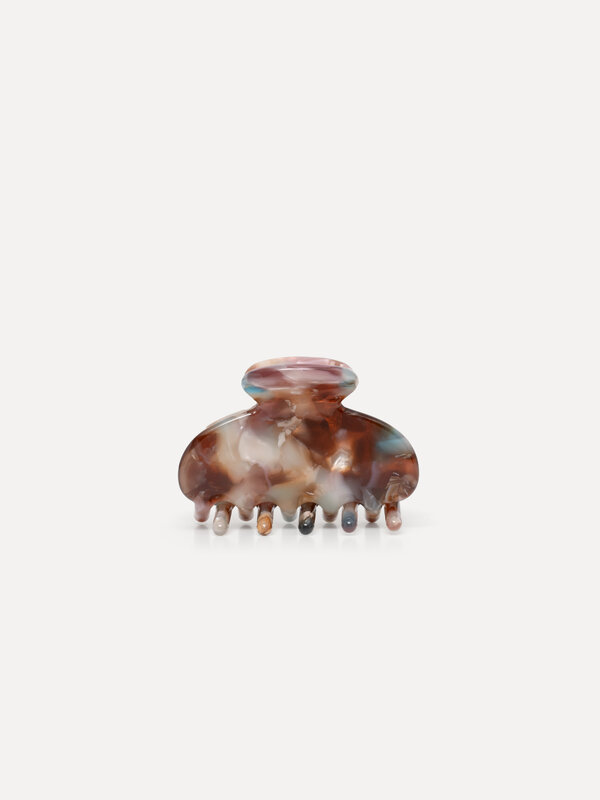 Les Soeurs Hair Clip Round 2. Made from polished acetate, this little hairpin with a tortue pattern is a great way to giv...
