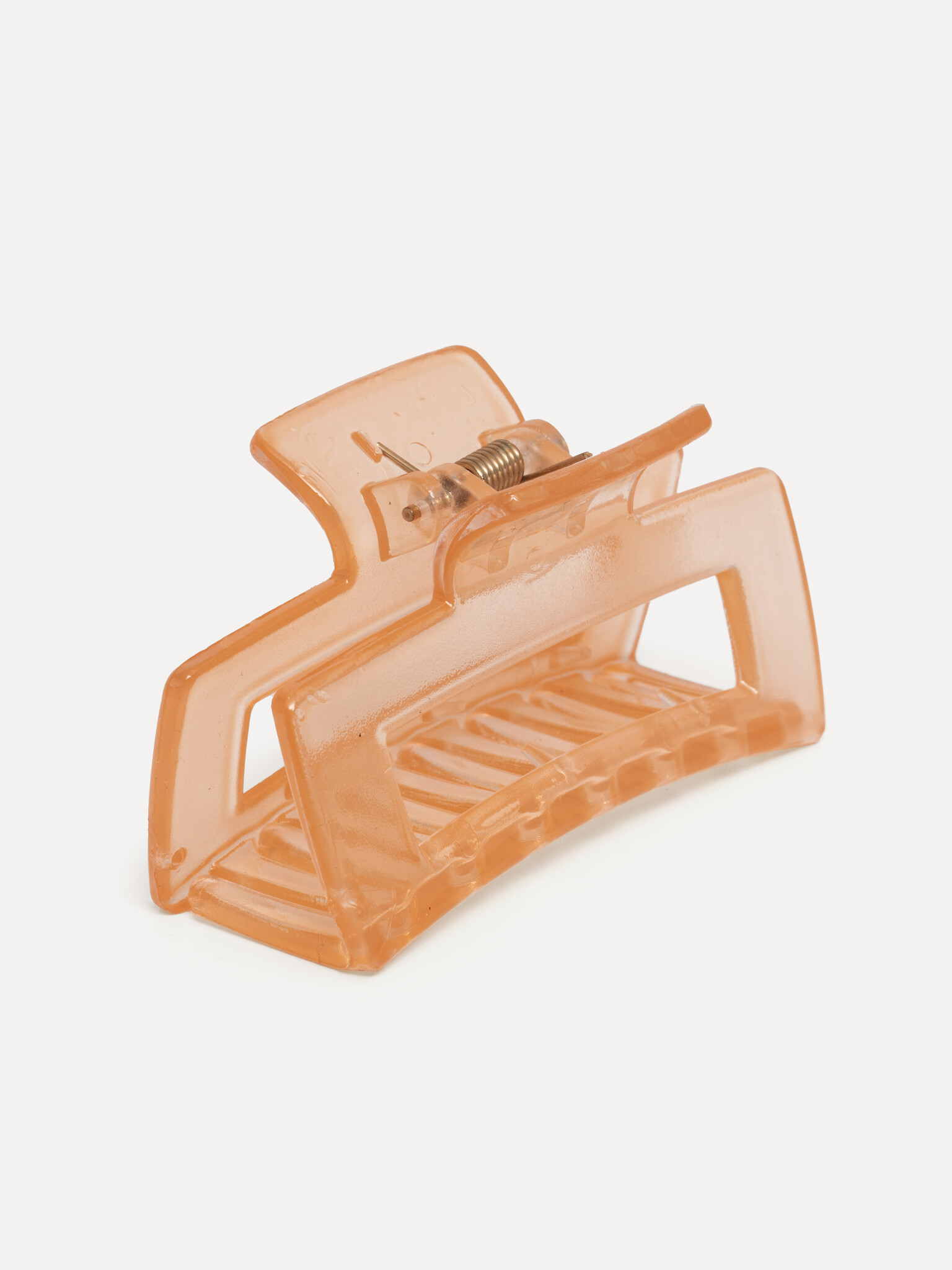 Les Soeurs Hair Clip Rectangle 1. Draag  deze haarklem om een casual look naar een hoger niveau te tillen. Deze haarclip ...
