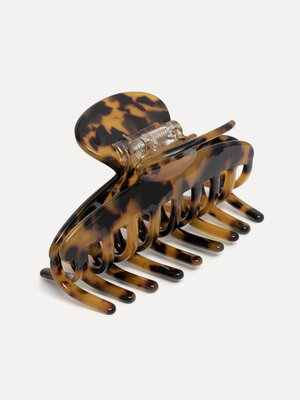 Hair Clip Round. A large hairpin made of a sturdy quality in a timeless design. The spelled has optimal grip in the hair ...