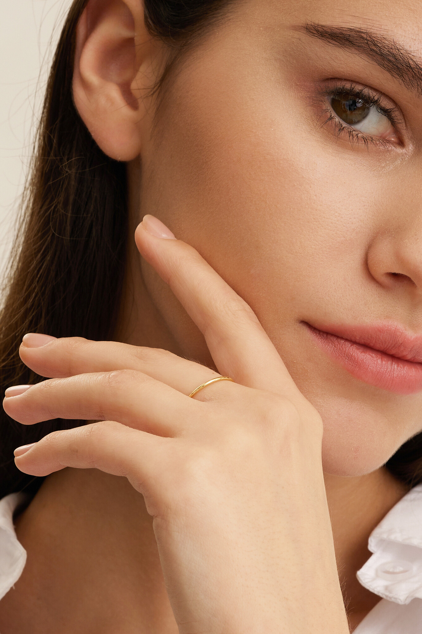 Les Soeurs Ring Cecilia 3. Deze dunne basic ring is tijdloos en elegant. Voeg deze ring toe aan je sieradencollectie voor...