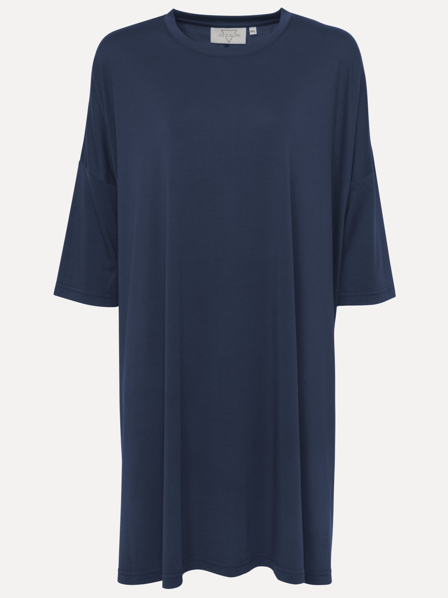 Les Soeurs Jersey jurk Amy 6. Deze jurk is de perfecte aanvulling op jouw casual garderobe, ontworpen om zowel comfort al...