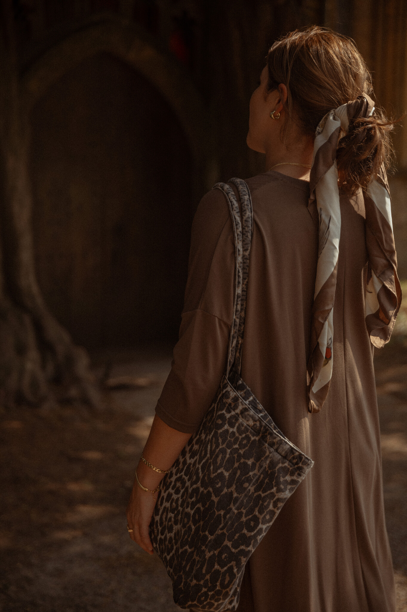 Les Soeurs Jersey jurk Amy 6. Deze jurk is de perfecte aanvulling op jouw casual garderobe, ontworpen om zowel comfort al...