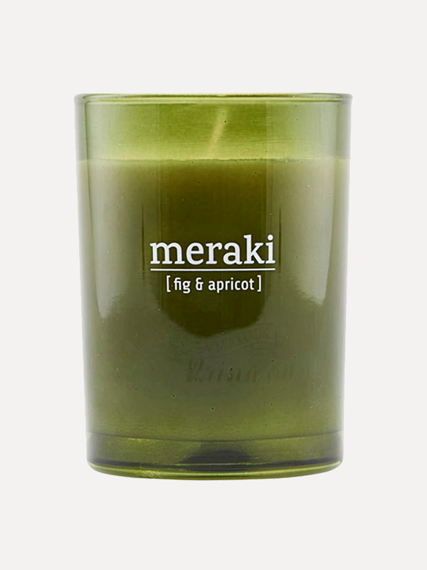 Meraki Scented Candle Fig & Apricot 1. The Scandinavian Garden scented candle is made of soy wax and is a 100% natural pr...