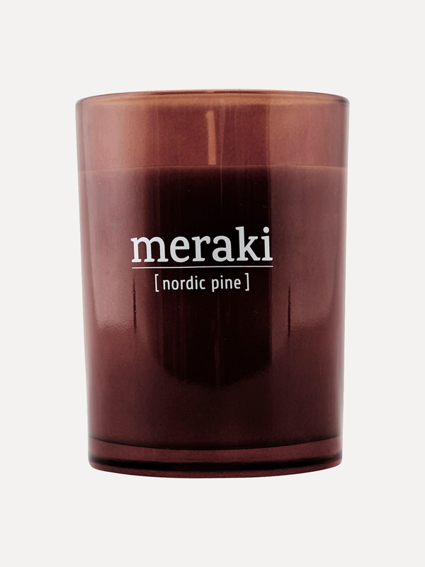 Meraki Bougie parfumée Nordic Pine 1. La bougie parfumée Scandinavian Garden est fabriquée en cire de soja et est un prod...