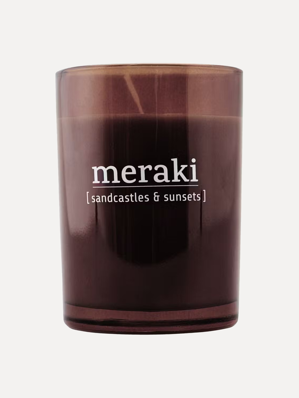 Meraki Scented Candle Sandcastles & Sunsets 1. The Scandinavian Garden scented candle is made of soy wax and is a 100% na...