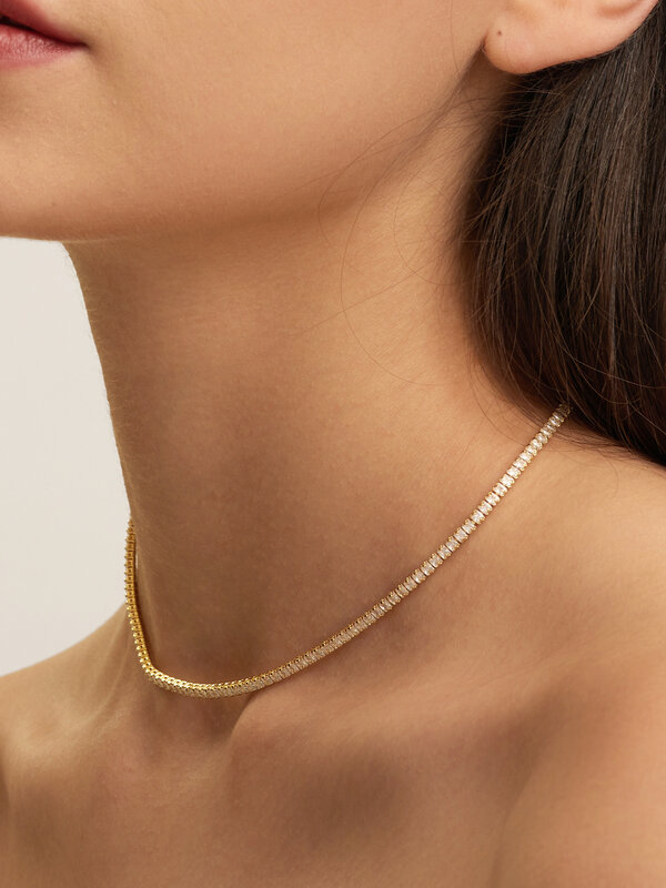 Les Soeurs Tennis Collier Novi 3. Créez votre propre déclaration unique avec ce collier de tennis. Trempé dans l'or 14k, ...