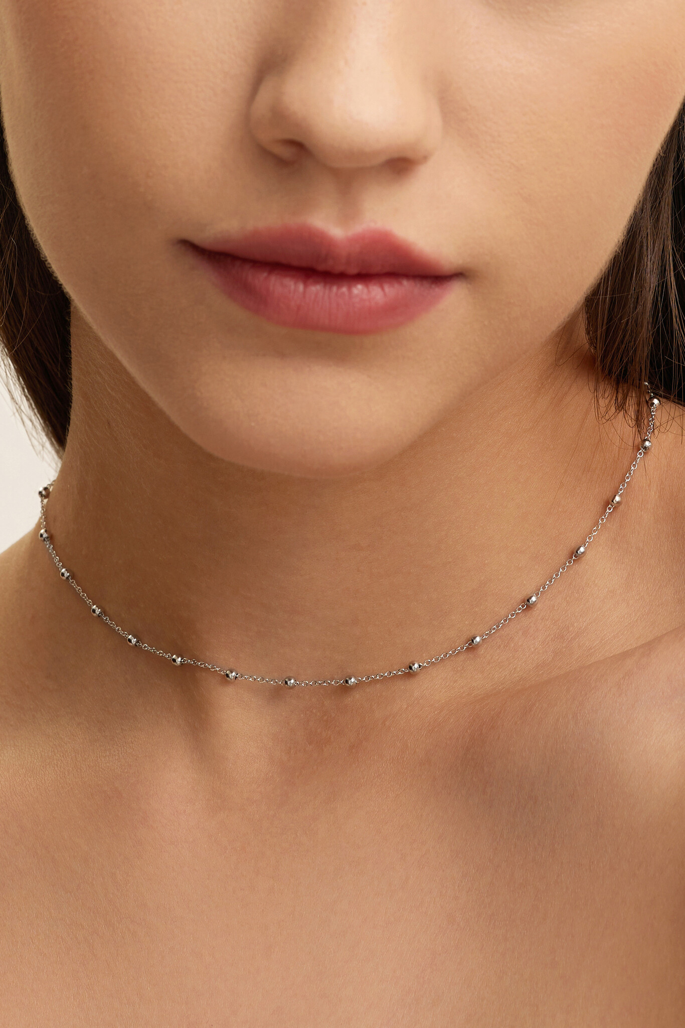 Les Soeurs Necklace Roma Dots 3. This fun choker necklace with balls is a real showstopper! The perfect everyday piece to...
