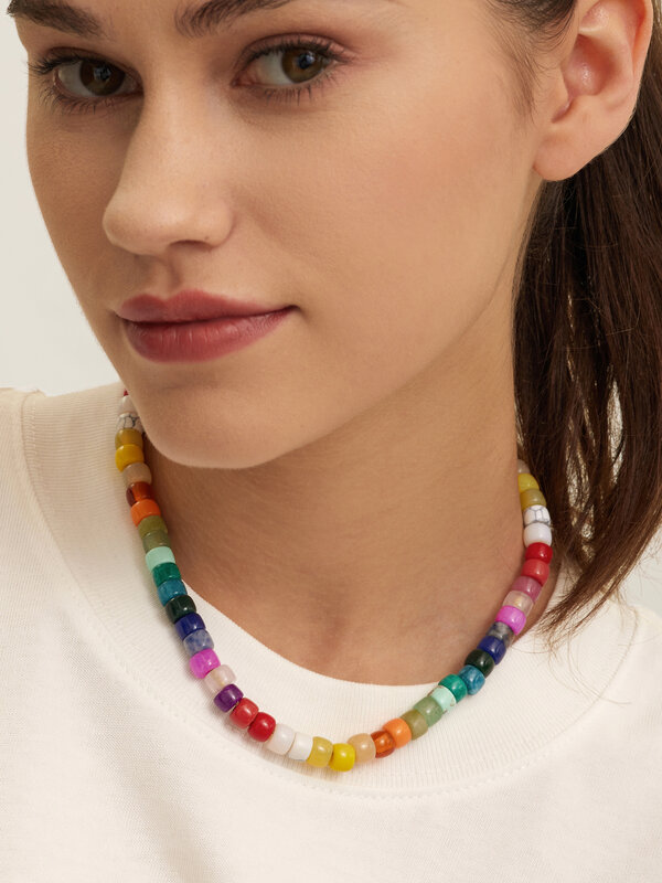 Les Soeurs Necklace Enis Beads 3. Add a charming pop of color to your everyday ensembles with this necklace, which featur...