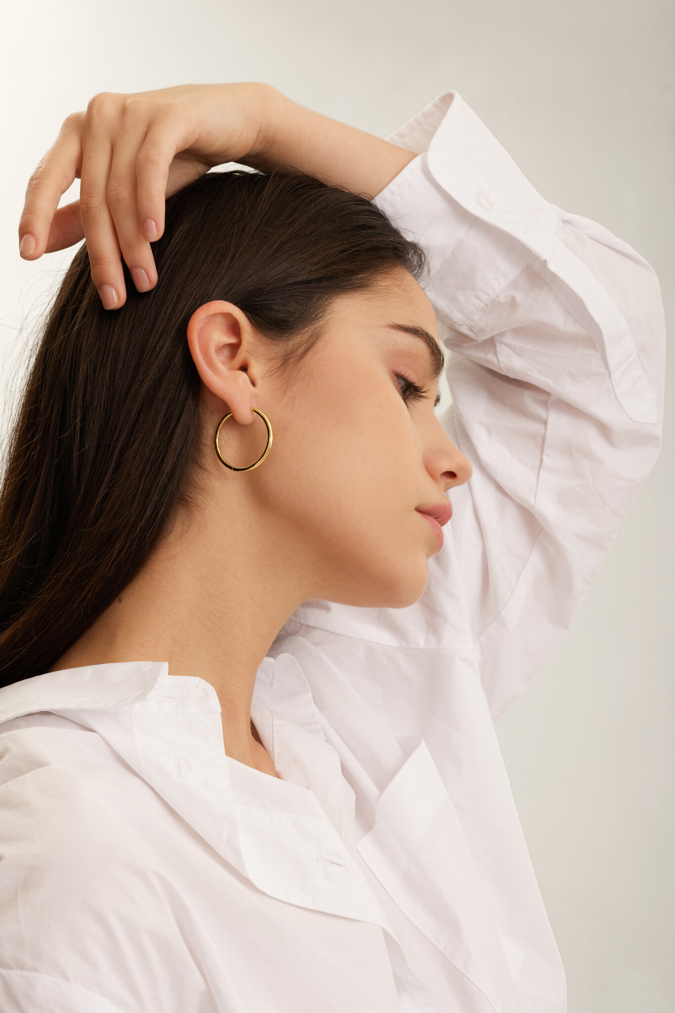 Les Soeurs Boucles d'oreilles Set Carly Large 2. Faites preuve de minimalisme avec ces délicates boucles d'oreilles. Légè...