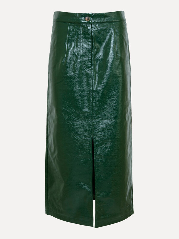Les Soeurs Vegan leather midi skirt Alexia 7. This midi skirt, made from glossy vegan leather with a striking front split...