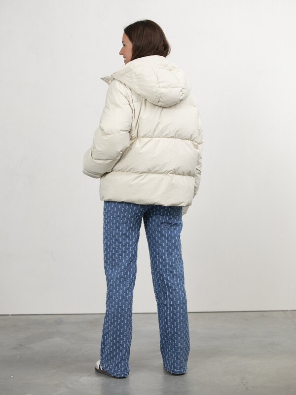 Selected Redown gewatteerde jas Anna 2. Maak je klaar voor het nieuwe seizoen met een gewatteerde jas die functionaliteit...