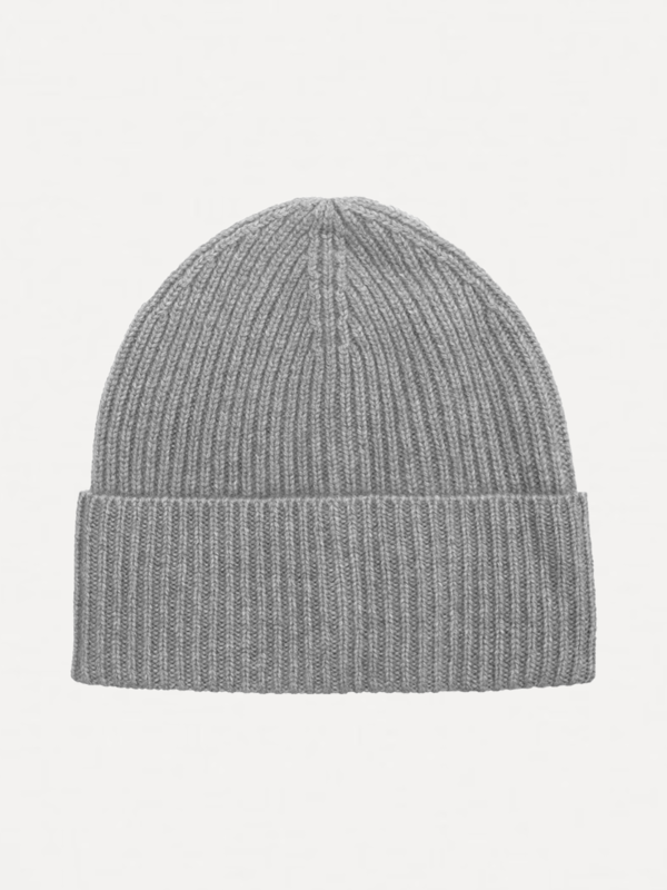 Les Soeurs Bonnet en cachemire Pixie 4. Complétez votre look dans les climats plus froids avec ce confortable bonnet. Ce ...