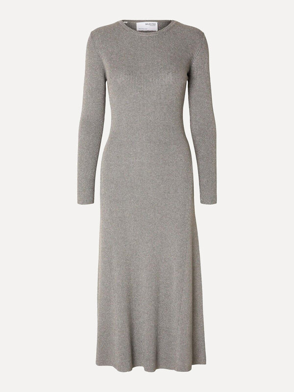 Selected En maille métalissée robe mi-longue Lura 2. Alliant confort et élégance, cette robe est une option polyvalente. ...