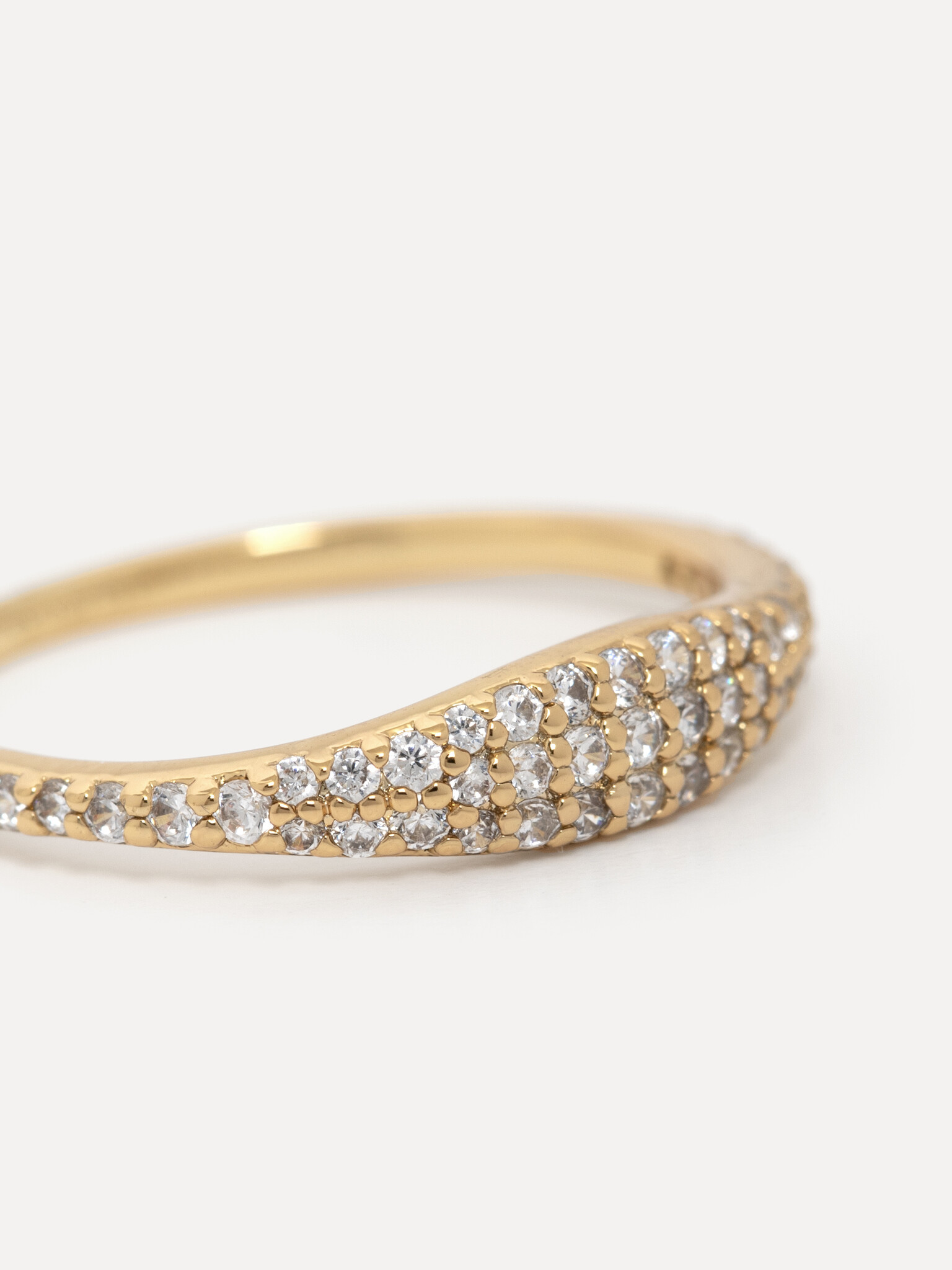 Les Soeurs Pinky Ring Gaia Strass 3. Toutes les grandes choses viennent en petits paquets, surtout lorsque vous ramenez c...