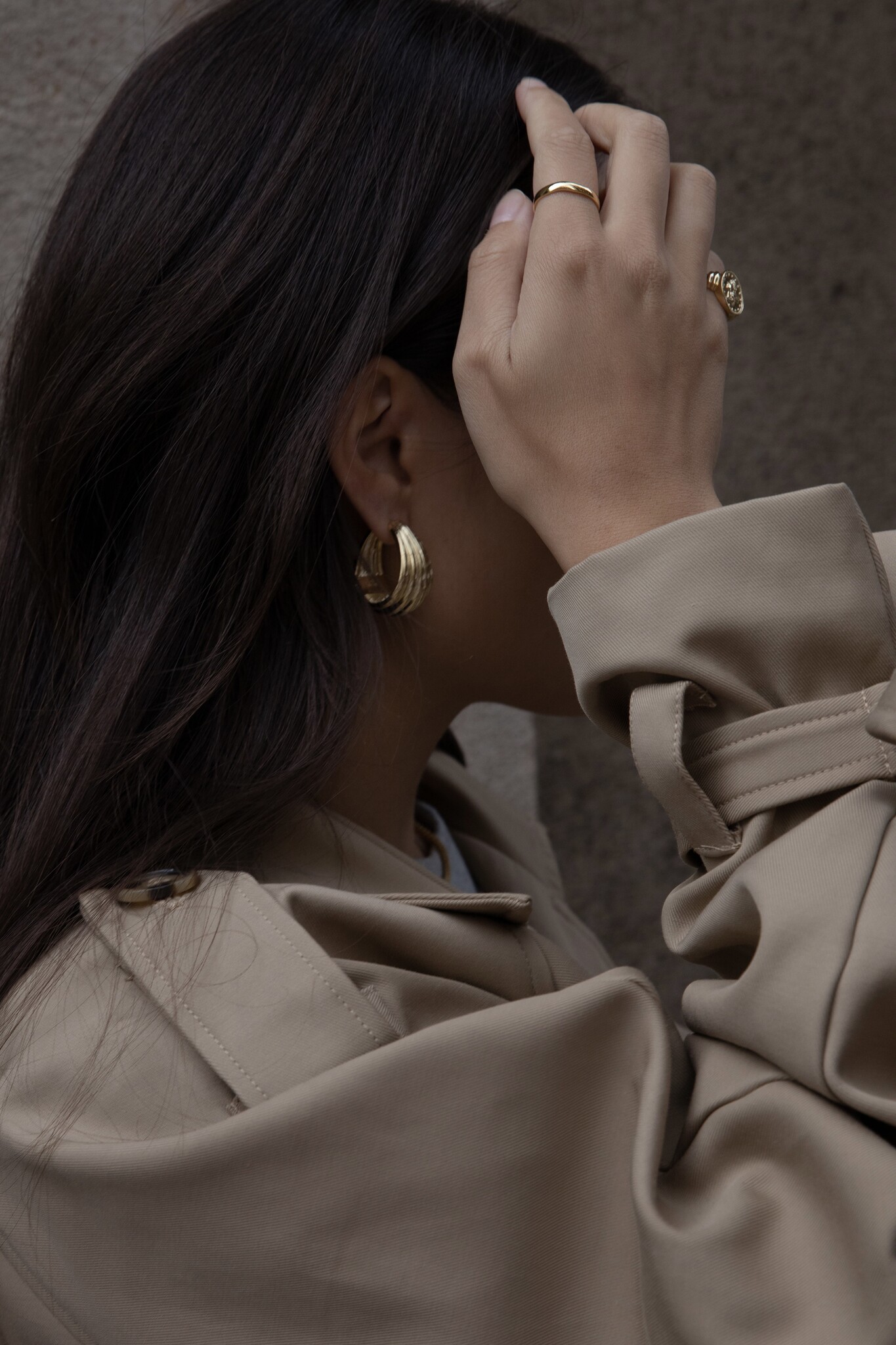 Les Soeurs Bague Gabi 2. Parfait à porter seul ou à superposer, cette bague est un article que vous pouvez chérir pour to...