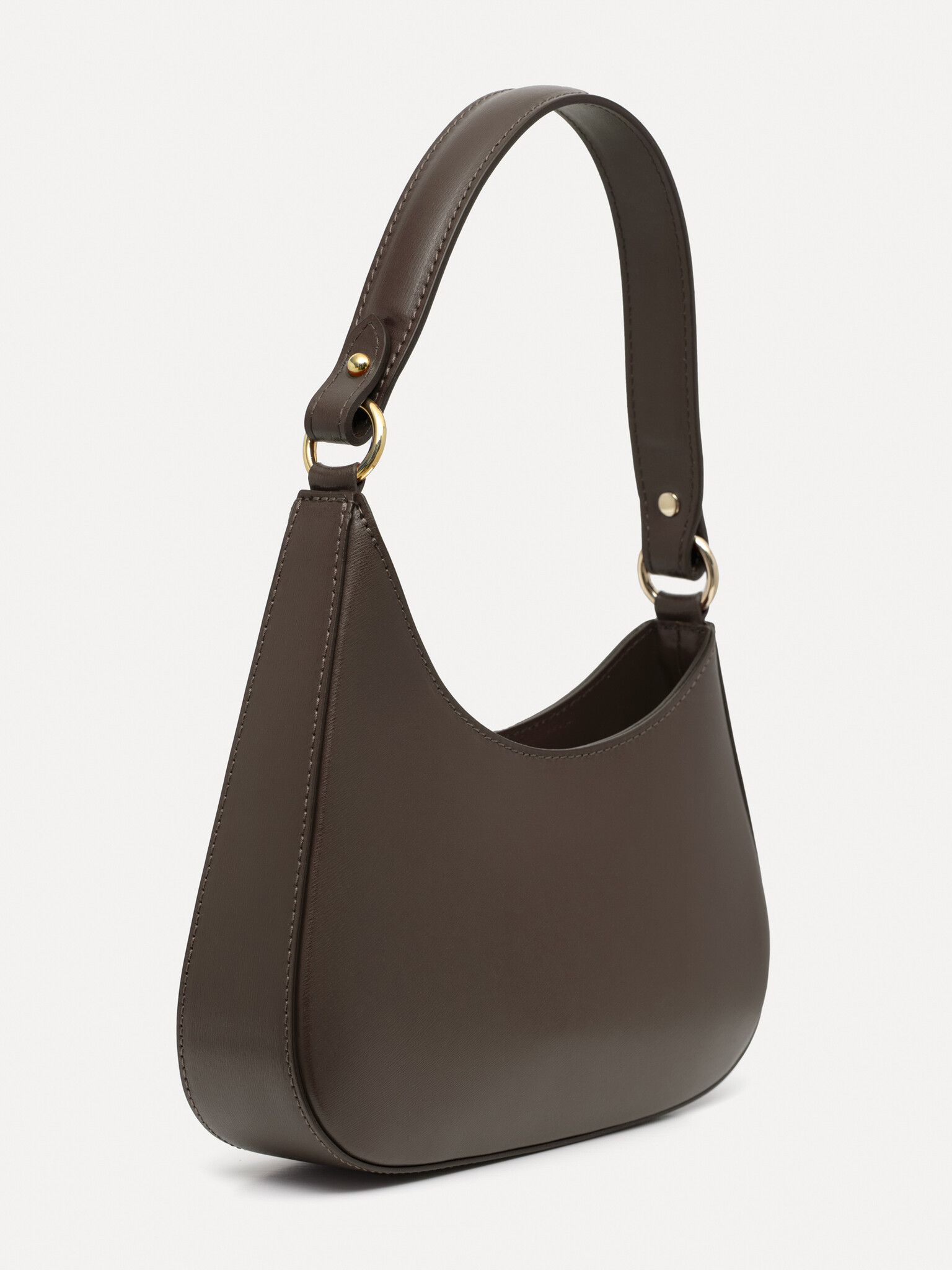 Le Marais Sac à main Jerome 4. Ce sac à main en forme de demi-lune allie avec aisance style et fonctionnalité. Doté d'un ...