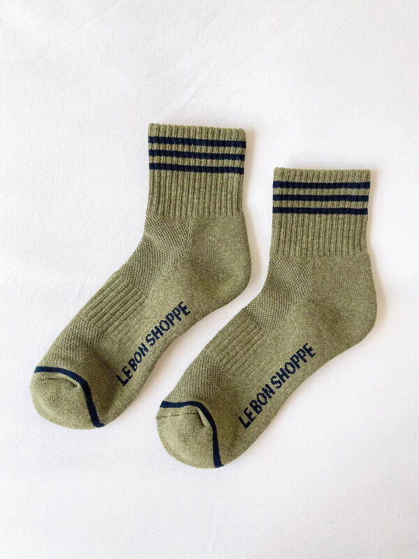 Le Bon Shoppe Sokken Girlfriend 2. De Girlfriend sokken zijn de trendy versie van de klassieke Boyfriend sokken. Deze sok...