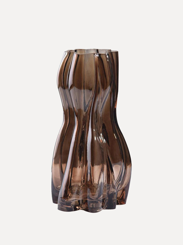 Opjet Vase Edgar 1. With its unique design and warm brown hue, this glass vase is an ideal addition to create an inviting...