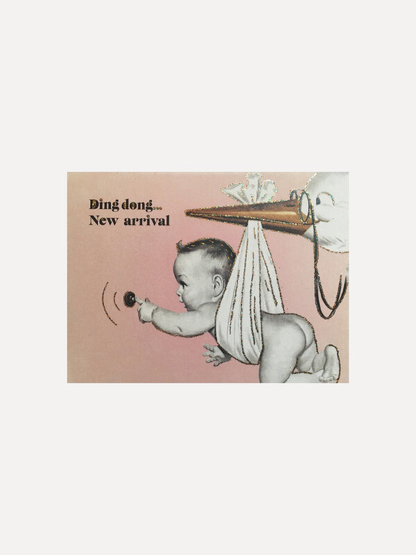 Vanillafly Wenskaart Baby Girl 1. Laat je gelukwensen schitteren met deze originele en vertederende kaart, die een lach e...