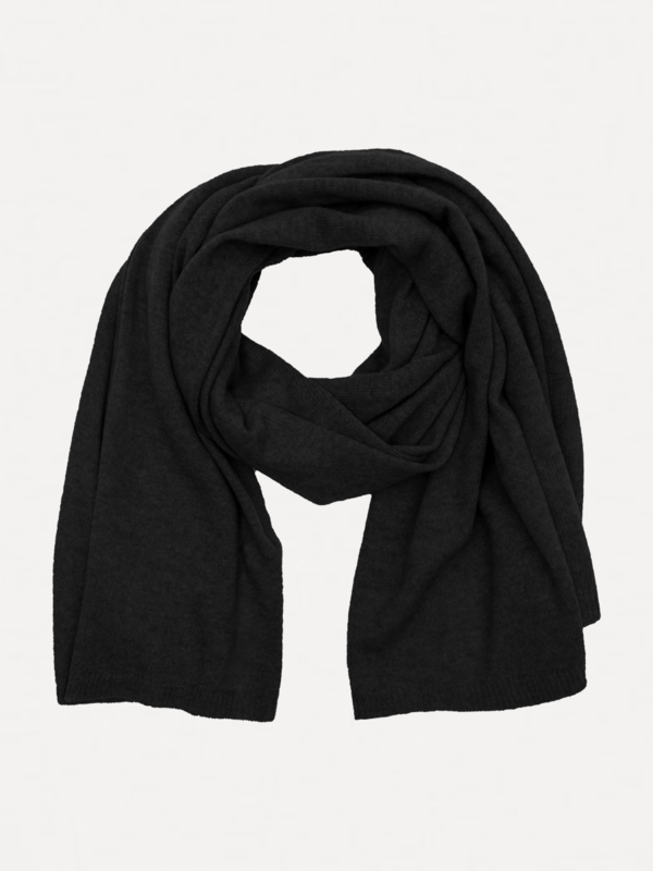 Les Soeurs Cashmere Scarf Nori 1. Complete your relaxed winter looks with this soft scarf. It is knitted from pure cashme...