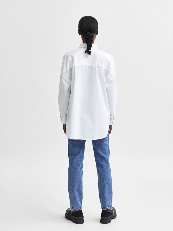 Selected Oversized shirt Hema 6. Switch up your shirt for one with some extra detail. This piece comes in an oversized fi...