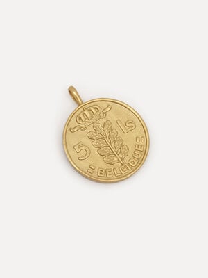 Pendentif Coin. Insufflez une touche de nostalgie à votre style avec ce charm, un pendentif rond de 5 francs belges. Un a...