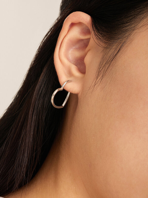 Les Soeurs Boucle d'oreille Jenny Heart 2. Créez des bijoux parfaitement imparfaits avec cette boucle d'oreille en forme ...