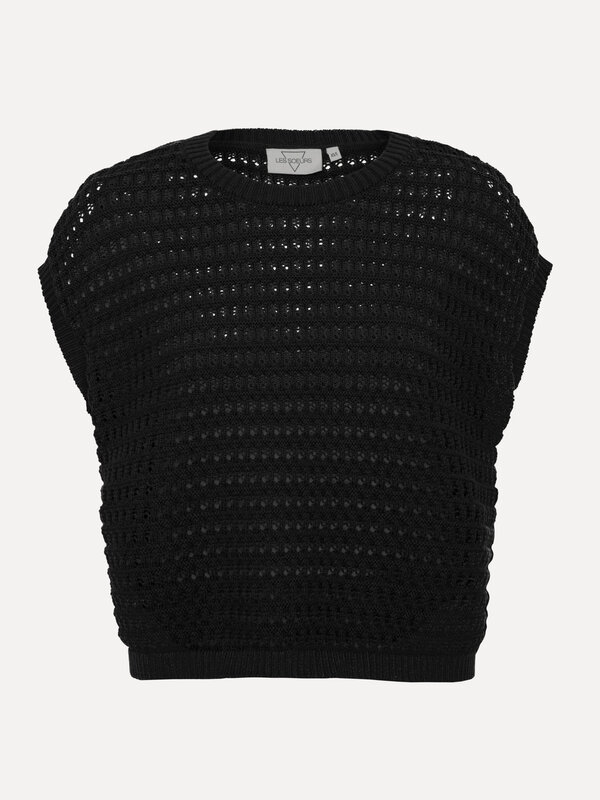 Les Soeurs Crochet top Lana 2. Upgrade your summer wardrobe with this crocheted black top, a versatile and timeless garme...