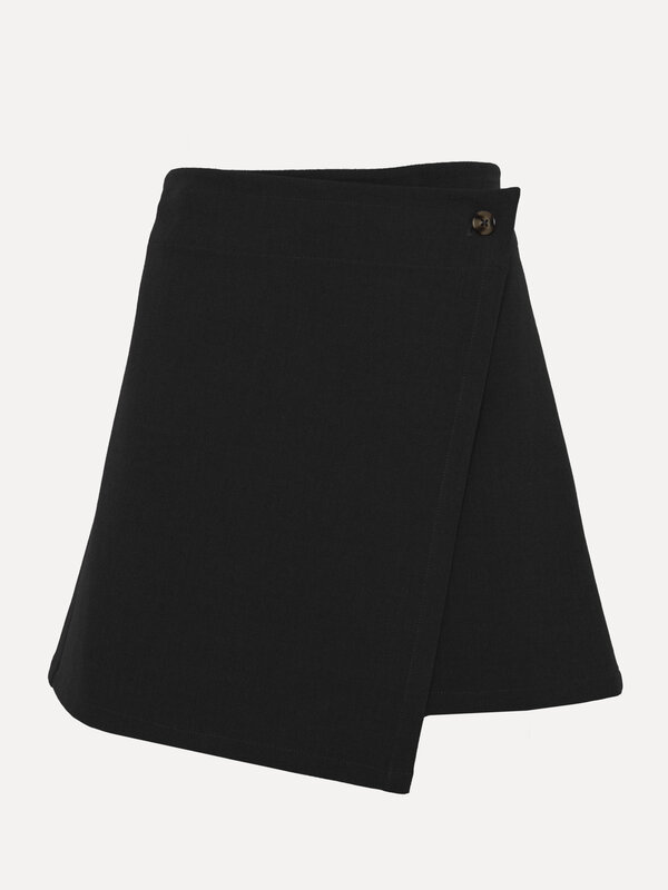 Les Soeurs Wrap skirt Avery 2. Go for an effortlessly cool look with this black wrapped skirt, a trendy addition to your ...