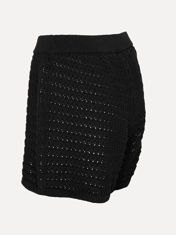Les Soeurs Crochet short Yuki 4. Discover the perfect blend of style and comfort with these crocheted black shorts, an es...