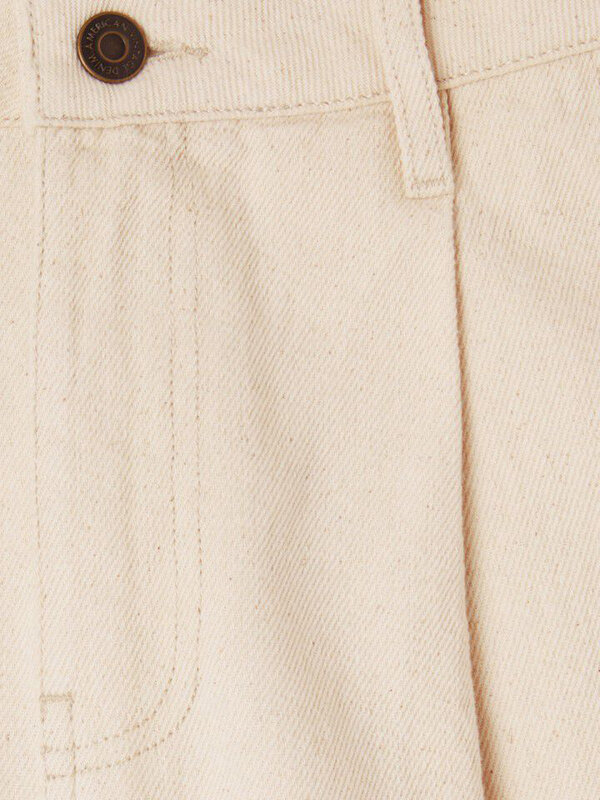 American Vintage Jean à coupe ample Tineborow 2. Ce jean est particulièrement flatteur et constitue la base parfaite pour...