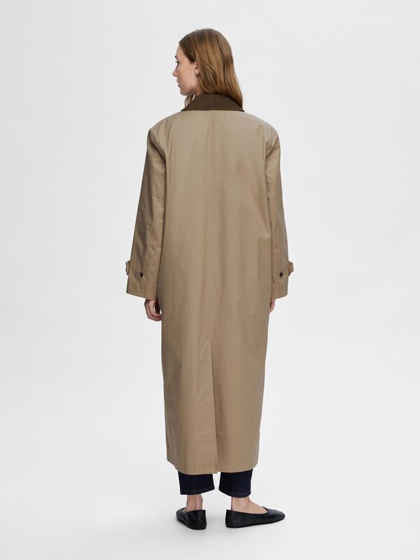 Selected Long trenchcoat Asya 5. Upgrade your style with this trench, refreshed with stylish corduroy accents. A modern i...