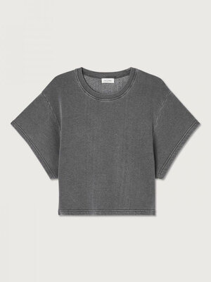 Sweater Dafstreet. Create a stylish look with this comfortable sweatshirt featuring short, wide sleeves. The casual vibe ...