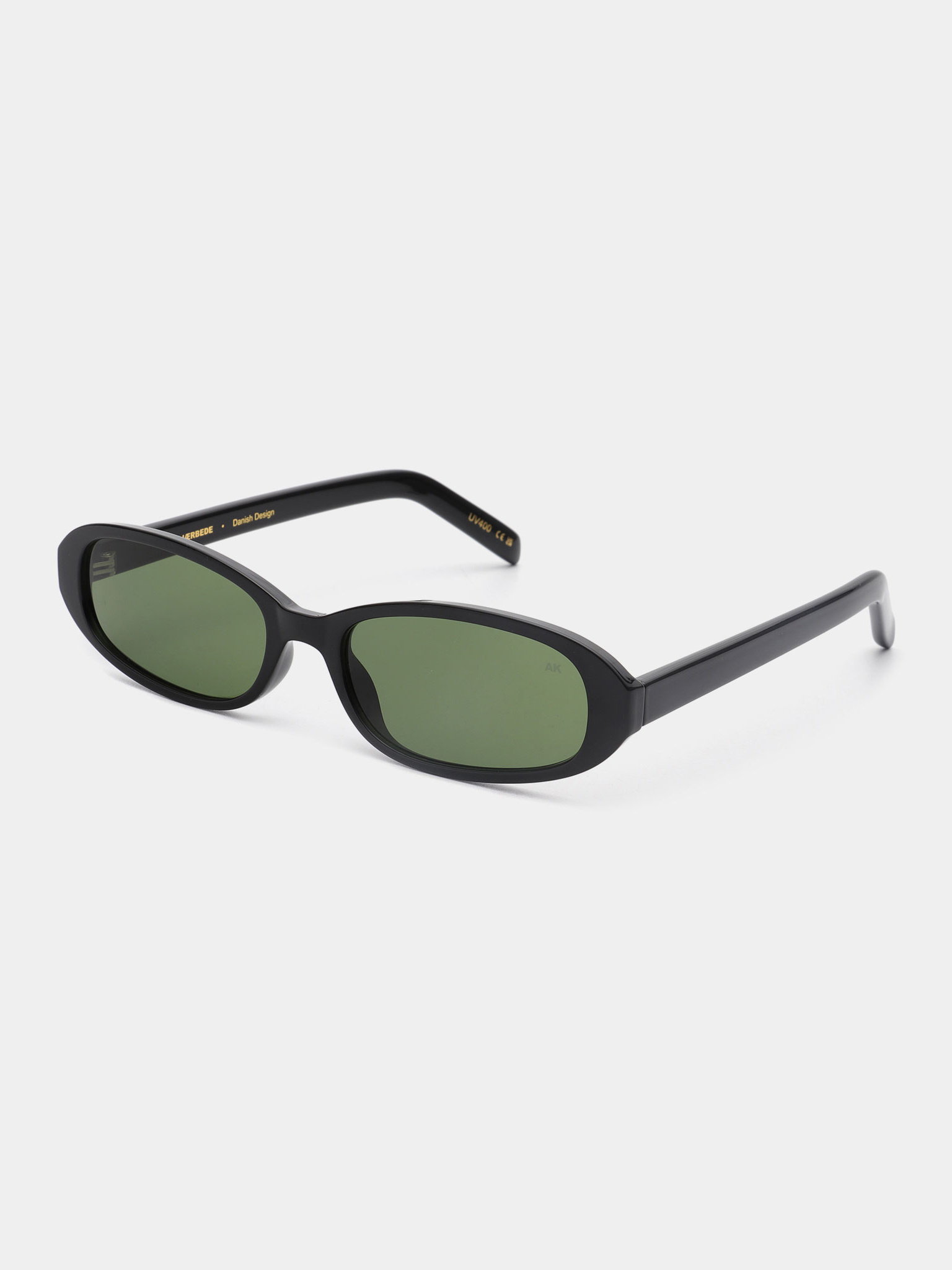 A.Kjaerbede lunettes de soleil Macy 5. Macy est un modèle ultra-mince, inspiré des années 90, conçu avec un léger effet a...