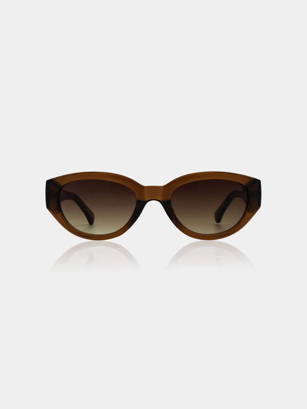 A.Kjaerbede Sunglasses Winnie 4. Winnie is a modern classic. Inspired by contemporary Scandinavian fashion trends. The su...