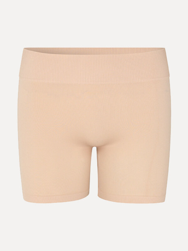 MBYM Naadloze short Kiran Armelle 1. Kies voor comfort en discretie met deze naadloze shorts in een zachte nude kleur, on...