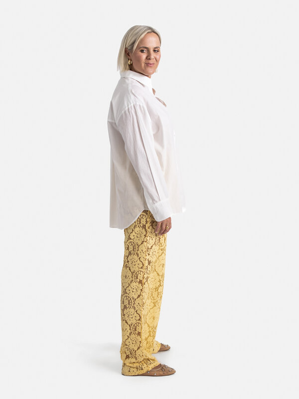 Les Soeurs Lace trousers Reva 4. Update your wardrobe with a touch of romance by opting for this lovely lace trousers in ...