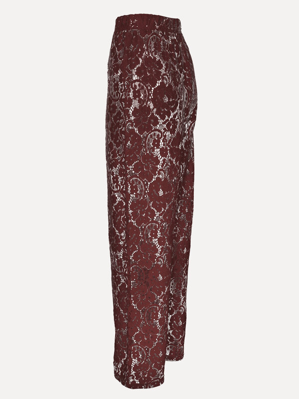 Les Soeurs Lace trousers Reva 6. Opt for these breathtaking lace trousers in a refined burgundy color, created to make yo...