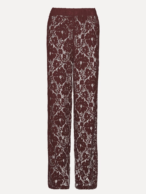 Les Soeurs Pantalon dentelle Reva 2. Optez pour ce pantalon en dentelle à couper le souffle dans une élégante couleur bor...