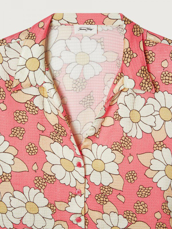 American Vintage Chemise Shaning 6. Préparez-vous pour l'été avec cette magnifique blouse rose aérée. Avec son imprimé fl...