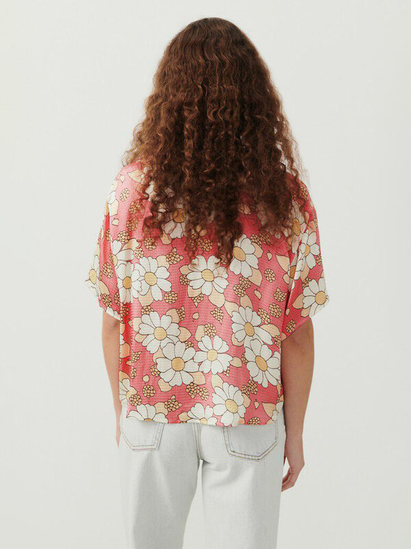 American Vintage Chemise Shaning 5. Préparez-vous pour l'été avec cette magnifique blouse rose aérée. Avec son imprimé fl...