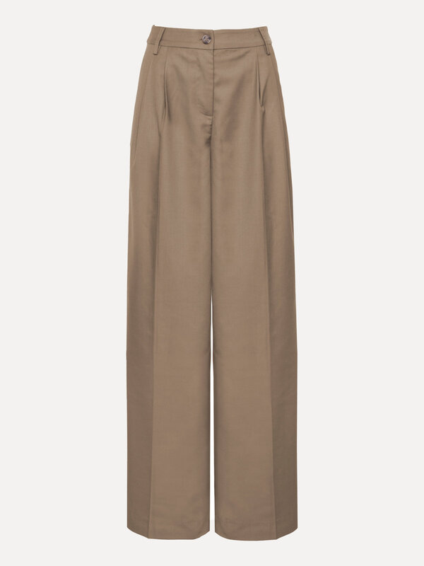 Les Soeurs Trousers Aimee 8. Every wardrobe needs a good pair of trousers that goes with everything. These have a mid-ris...
