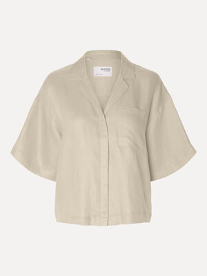 Chemise Lyra. Adoptez un style plus léger avec cette chemise à manches courtes en lin mélangé. Elle est pourvue d'un col ...