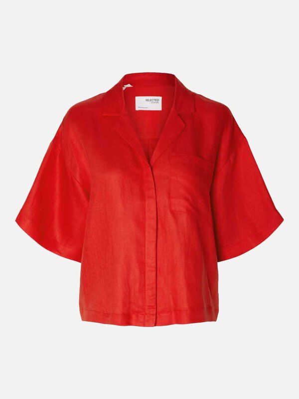 Selected Boxy chemise Lyra 2. Adoptez un style plus léger avec cette chemise à manches courtes en lin mélangé. Elle est p...