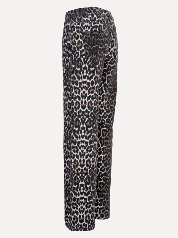 Les Soeurs Leopard trousers Antonie 5. Add some spice to your outfit with these leopard trousers and dare to stand out wi...