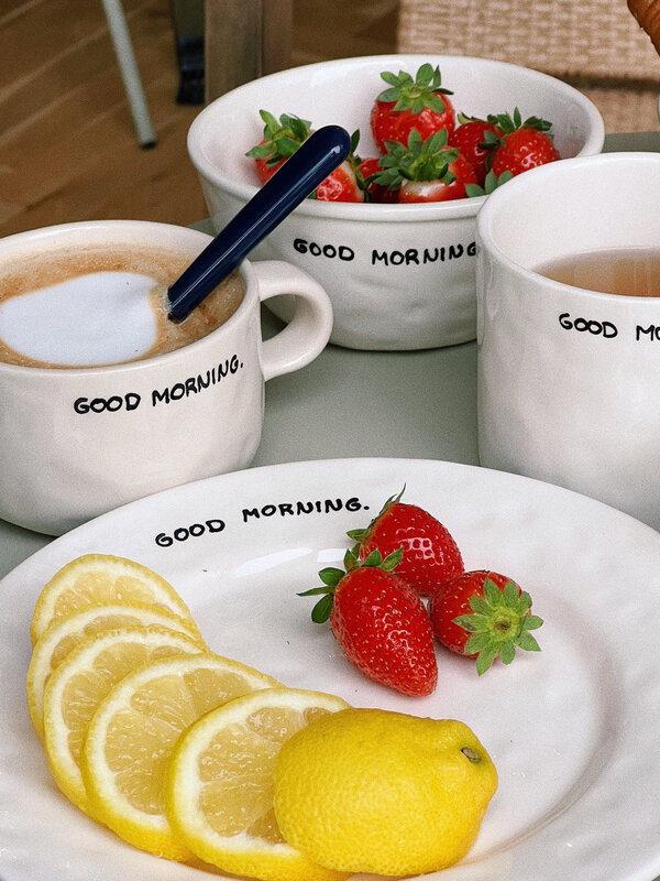 Anna + Nina Cappuccino Mug 2. Commencez votre journée sur une note positive en dégustant votre boisson matinale préférée ...