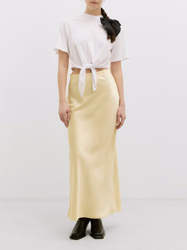 Edited Satin skirt Silva 2. Every wardrobe needs a versatile, flattering midi skirt like this one, made of soft satin. Wh...